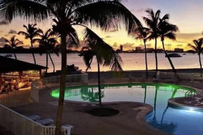 Appartement Spacieux Au Village Du Flamboyant Baie Nettle Bagian luar foto